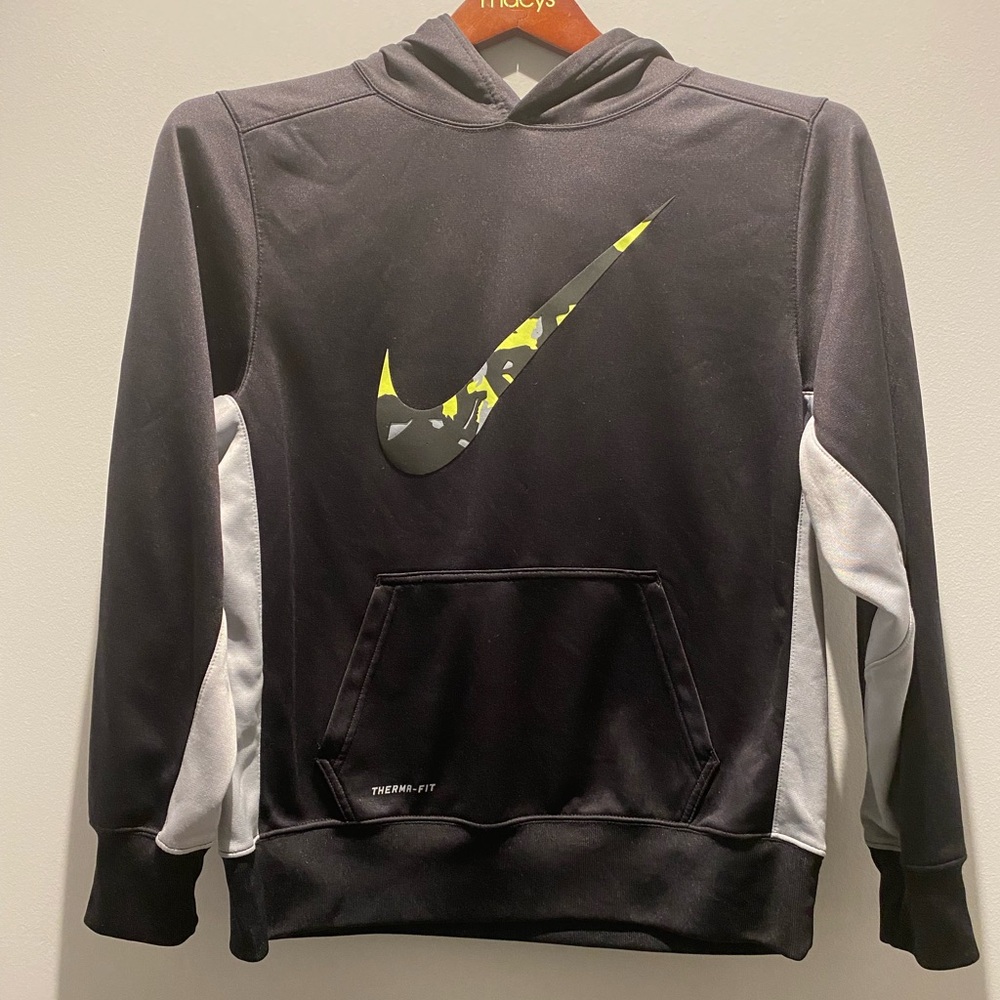 Nike Therma-Fit Youth Hoodie. Size YXL. Black/gray with multi check.